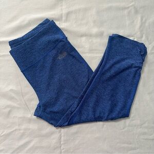 The North Face Women's Capri Leggings Medium Blue Athletic Athleisure Walking